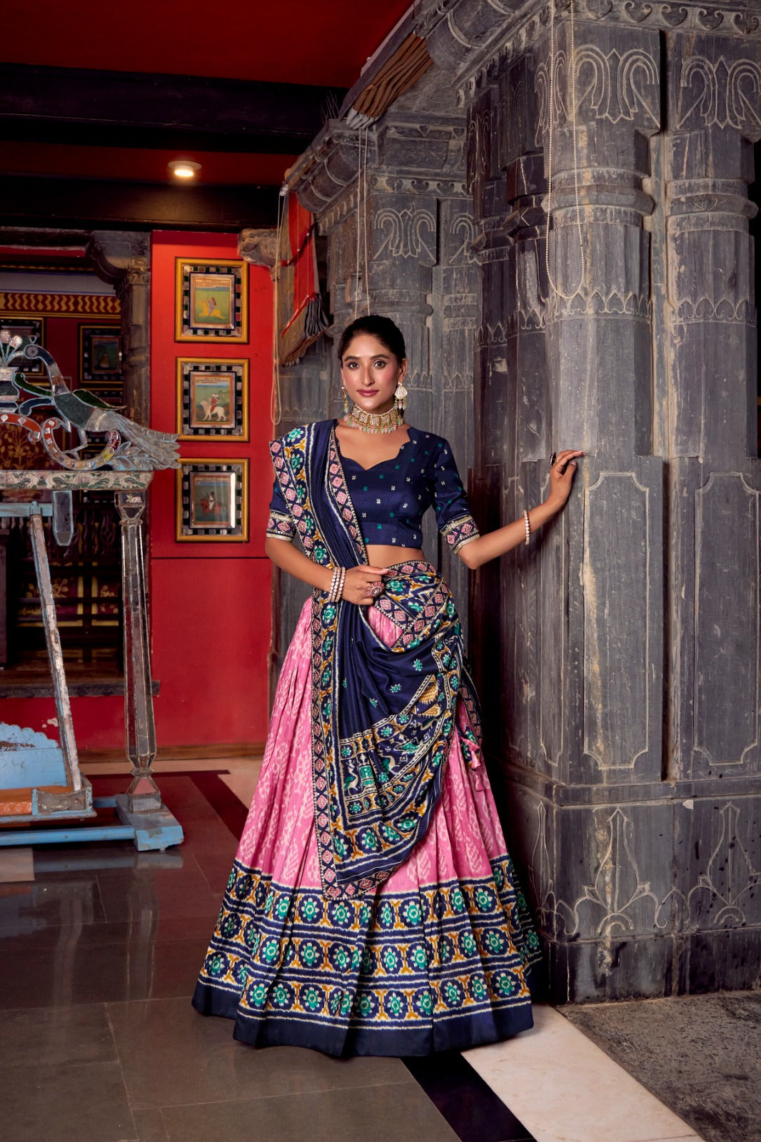 Tasar silk meets the art of Ikkat – tradition gets a stylish update.