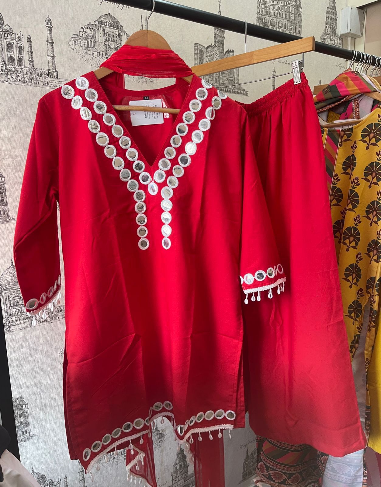 Summer Essentials: Pure Rayon Cotton Co-ord Set with Chiffon Dupatta